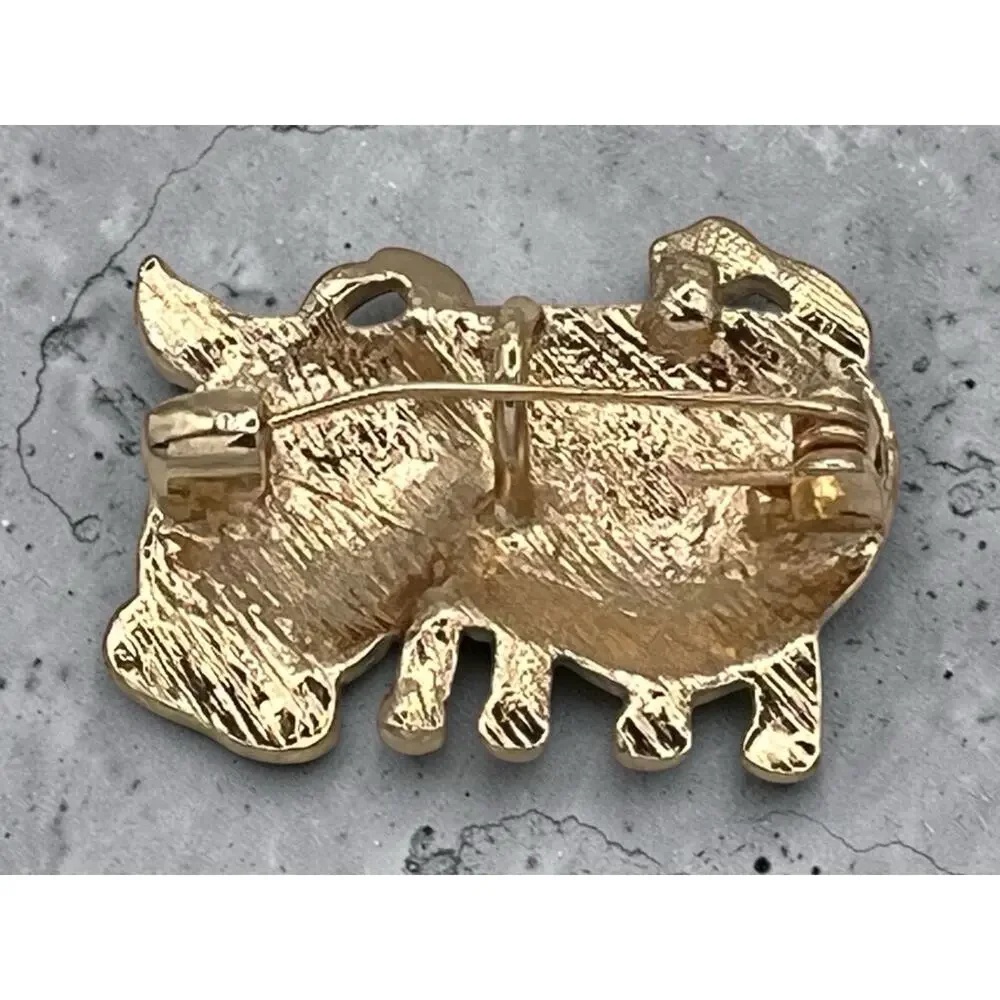 Blue Enamel Brooch Cow Bull Cute Small Abstract With Hearts Pendant Fashion Pin